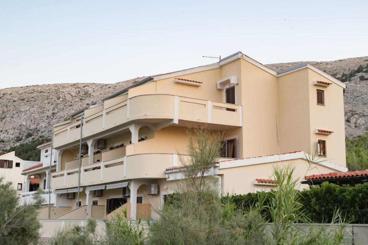 Mb Bed&Breakfast Pag Town Bagian luar foto