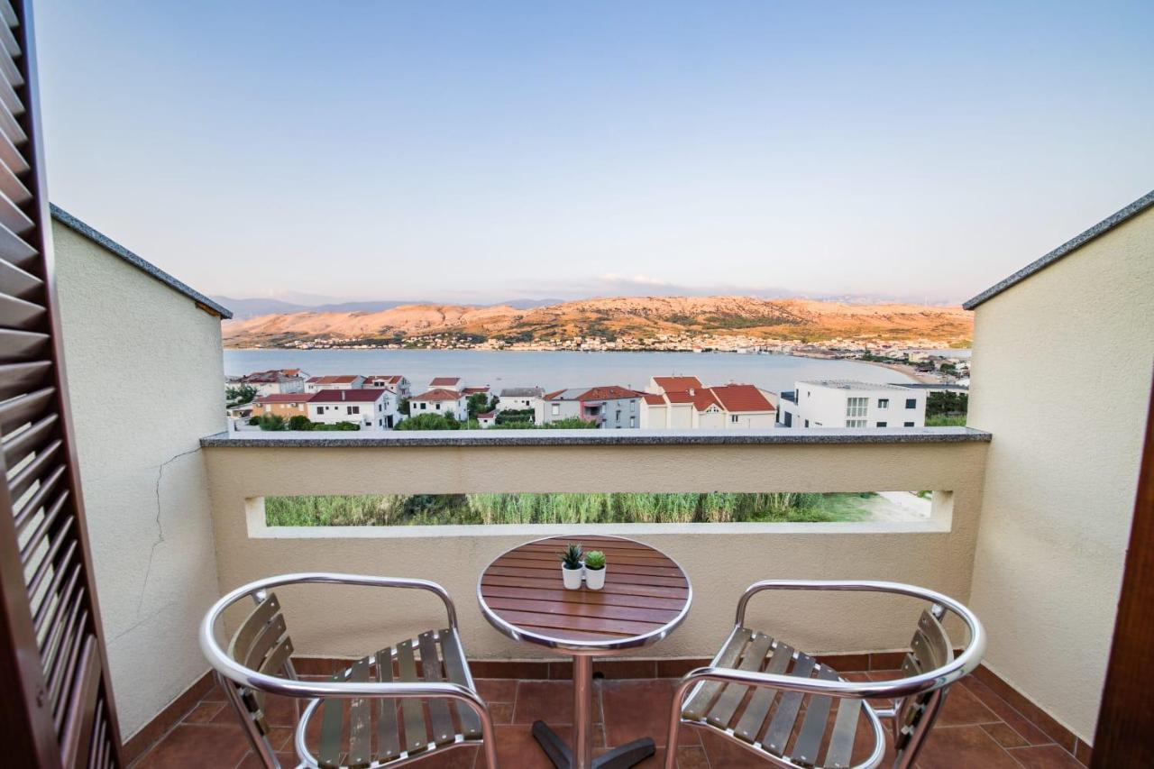 Mb Bed&Breakfast Pag Town Bagian luar foto