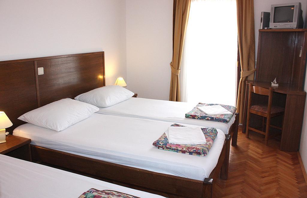 Mb Bed&Breakfast Pag Town Ruang foto