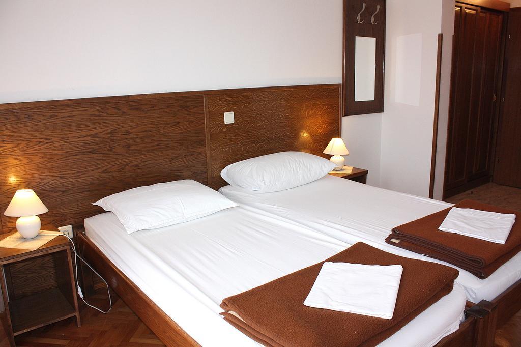 Mb Bed&Breakfast Pag Town Ruang foto